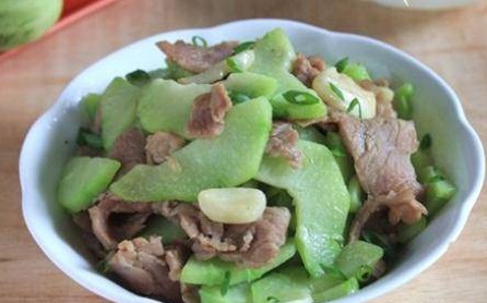 Su Su xao thit bo